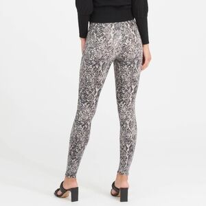 Spanx Faux Leather Snake Shiny Leggings Reptile Rockstar Party Large MobWife New
